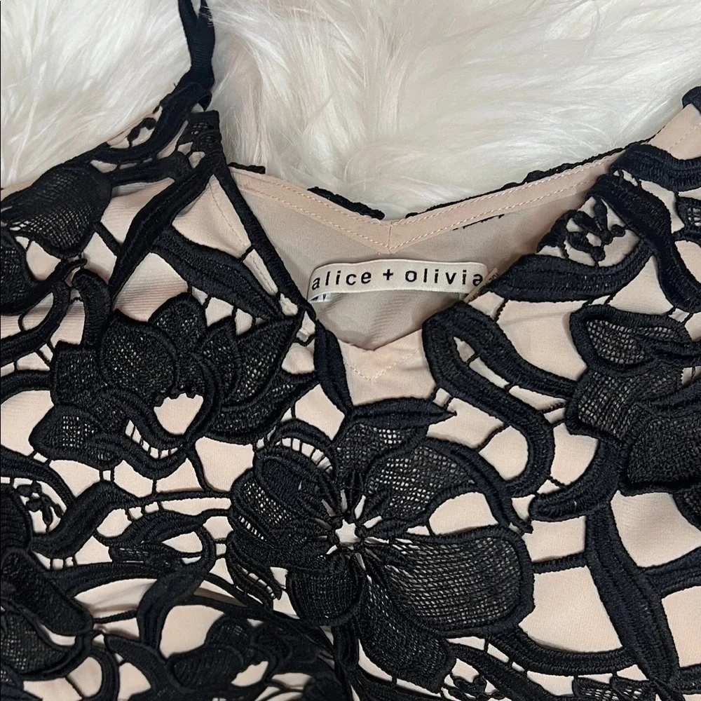 Alice + Olivia Black Floral Lace Camisole - Picture 2 of 4